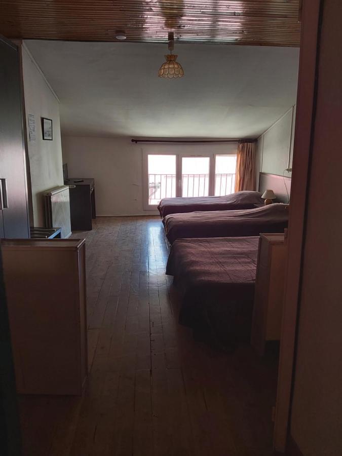 La Chaumiere Bed & Breakfast Seyne Exterior foto