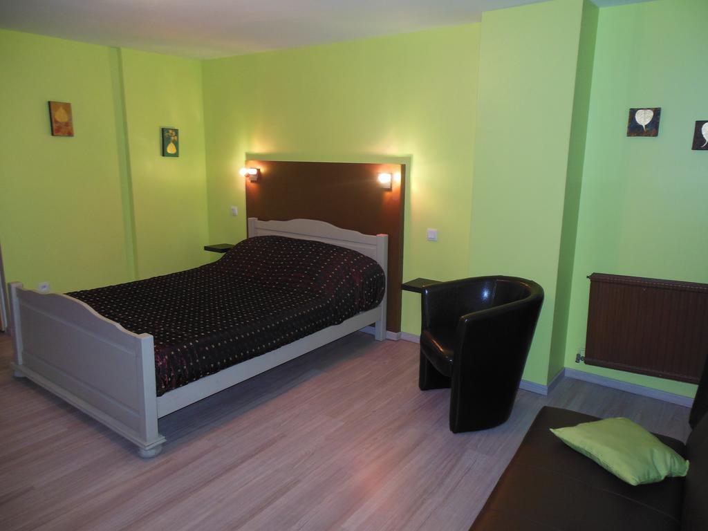 La Chaumiere Bed & Breakfast Seyne Exterior foto